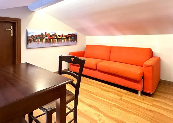 Int 18 - Lorenzo By San Luca