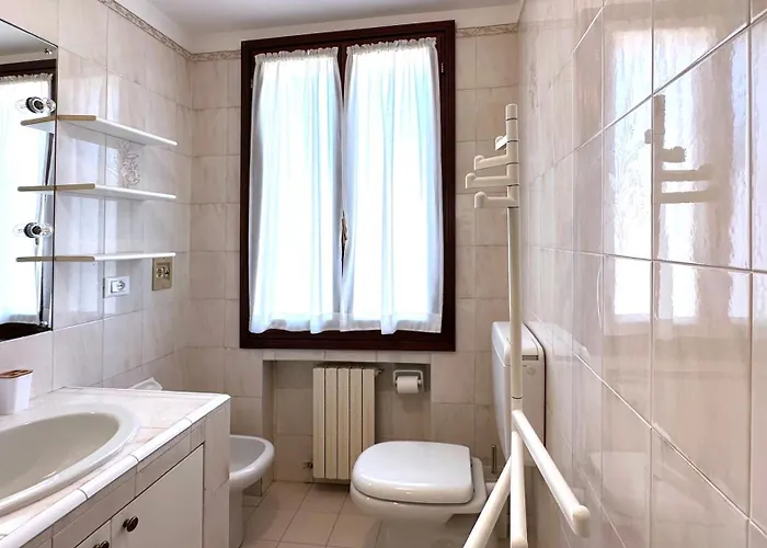 Int 18 - Lorenzo By San Luca *