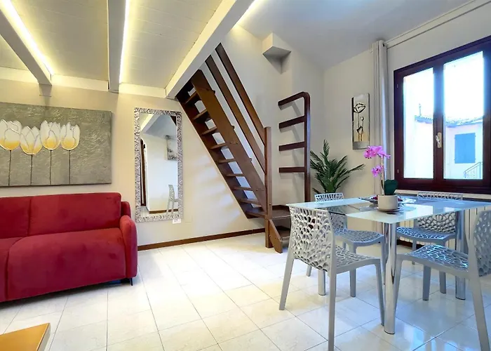 Int 18 - Lorenzo By San Luca Apartmán *