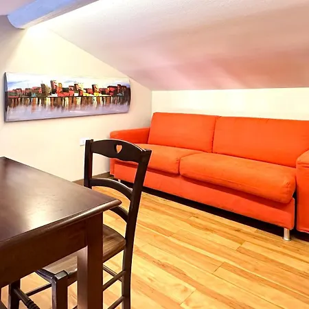 Int 18 - Lorenzo By San Luca