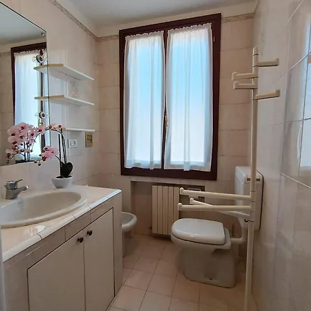 Int 18 - Lorenzo By San Luca * ボローニャ